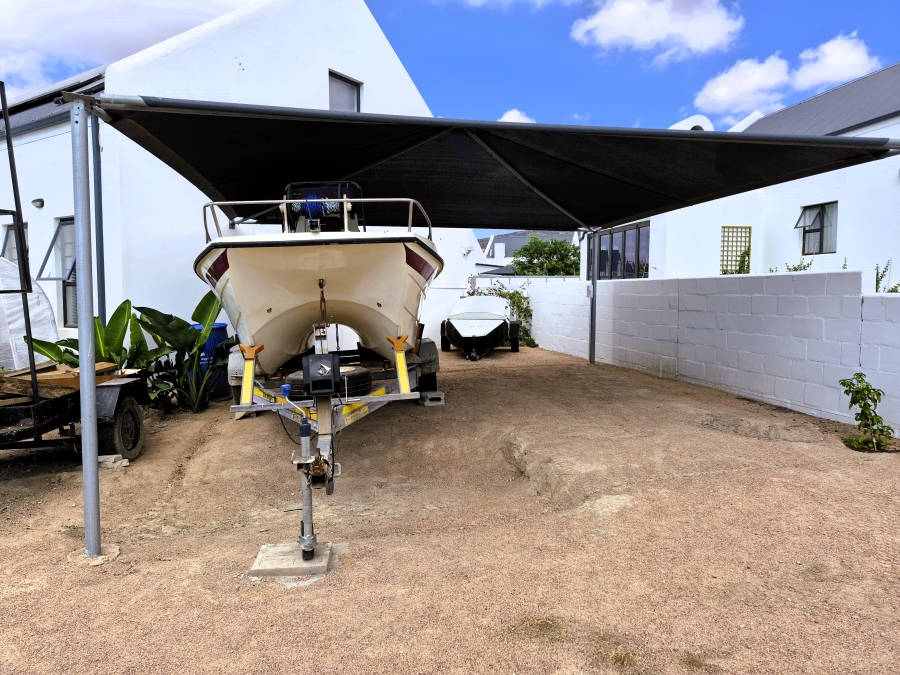 3 Bedroom Property for Sale in Harbour Lights Western Cape